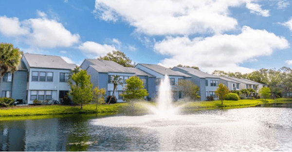 Building complex fountain